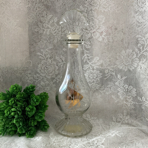 Vintages Avon Angelfish Motif Perfume Bottle empty/with box
